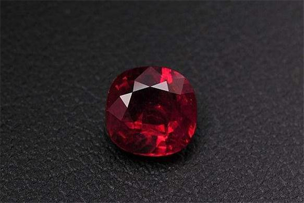 紅寶石有收藏價值嗎 紅寶石值錢嗎 紅寶石有收藏價值嗎 紅寶石值錢嗎
