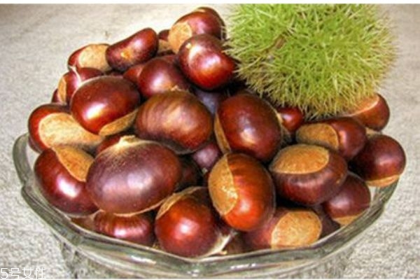 板栗有什么營(yíng)養(yǎng)價(jià)值呢 吃板栗有什么好處呢 板栗有什么營(yíng)養(yǎng)價(jià)值呢 吃板栗有什么好處呢