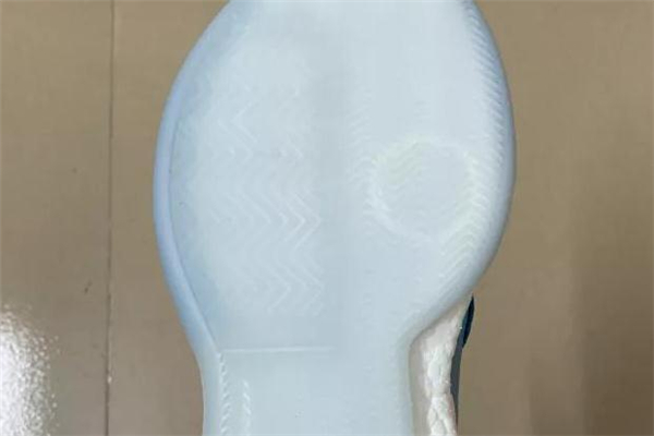 阿迪達斯zone boost和marquee boost哪個好 對比測評 阿迪達斯zone boost和marquee boost哪個好 對比測評