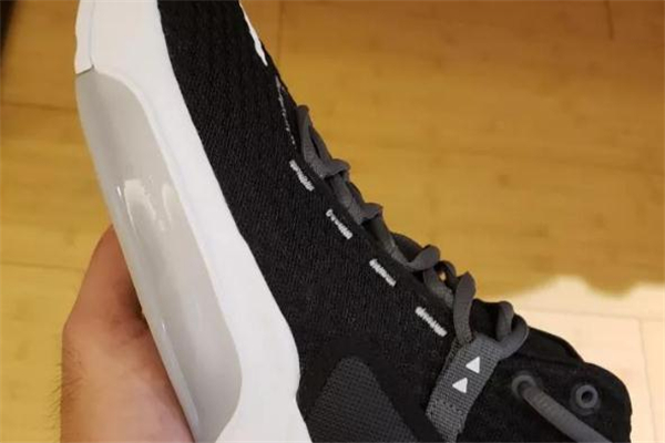 耐克zoom rize開箱測評-zoom rize腳感怎么樣 耐克zoom rize開箱測評-zoom rize腳感怎么樣