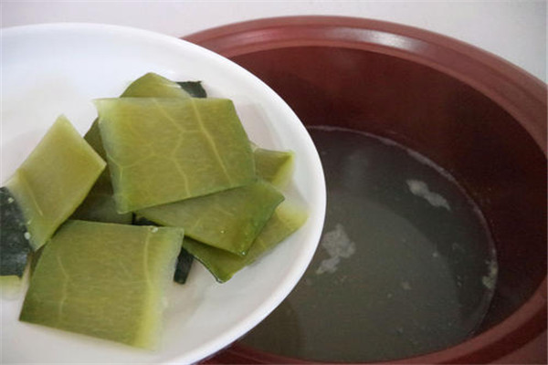 冬瓜皮是中藥嗎 冬瓜皮有什么好處 冬瓜皮是中藥嗎 冬瓜皮有什么好處