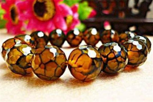 龍紋瑪瑙怎么鑒別真?zhèn)?龍紋瑪瑙真假鑒別 龍紋瑪瑙怎么鑒別真?zhèn)?龍紋瑪瑙真假鑒別