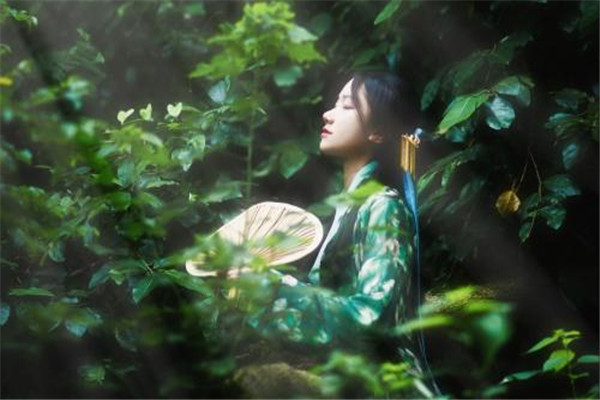 漢服臟了怎么洗 漢服的清洗以及保養(yǎng) 漢服臟了怎么洗 漢服的清洗以及保養(yǎng)