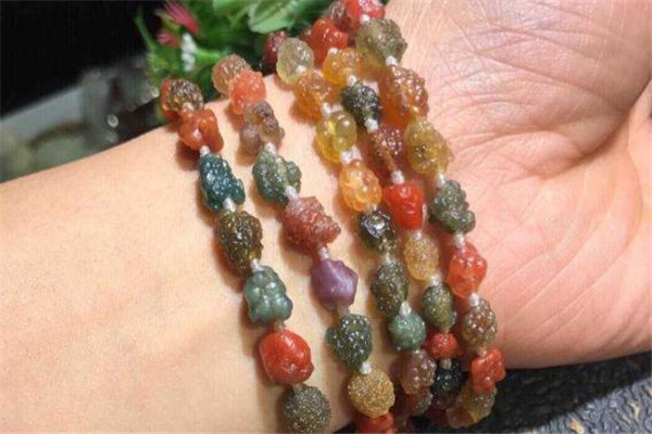 葡萄干瑪瑙有收藏價(jià)值嗎 葡萄干瑪瑙值錢(qián)嗎 葡萄干瑪瑙有收藏價(jià)值嗎 葡萄干瑪瑙值錢(qián)嗎