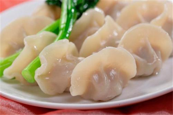 餃子是冷水下鍋還是熱水下鍋 餃子怎么煮 餃子是冷水下鍋還是熱水下鍋 餃子怎么煮