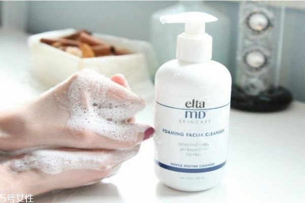 氨基酸洗面奶的優(yōu)點(diǎn)是什么 氨基酸洗面奶的缺點(diǎn)和優(yōu)點(diǎn) 氨基酸洗面奶的優(yōu)點(diǎn)是什么 氨基酸洗面奶的缺點(diǎn)和優(yōu)點(diǎn)