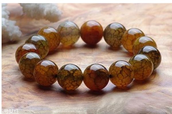 什么是瑪瑙呢 瑪瑙有什么作用呢 什么是瑪瑙呢 瑪瑙有什么作用呢