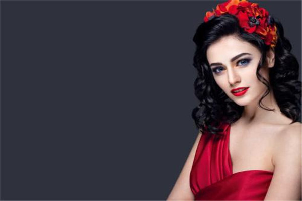 頭發(fā)出汗多容易掉頭發(fā)嗎 頭發(fā)出汗多與掉頭發(fā)沒有直接的關系 頭發(fā)出汗多容易掉頭發(fā)嗎 頭發(fā)出汗多與掉頭發(fā)沒有直接的關系