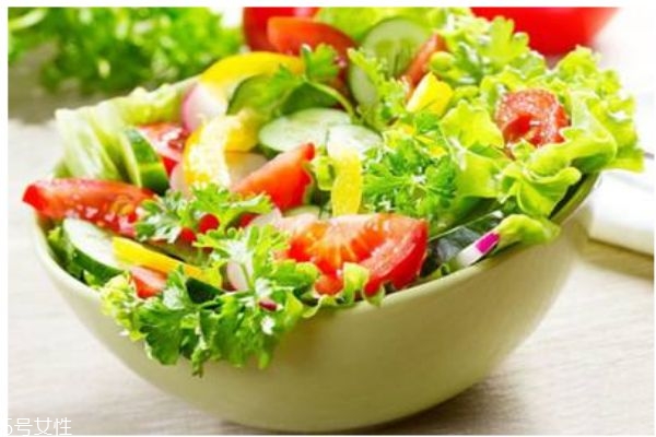 什么食物的熱量比較低呢 低熱量的食物有什么呢 什么食物的熱量比較低呢 低熱量的食物有什么呢