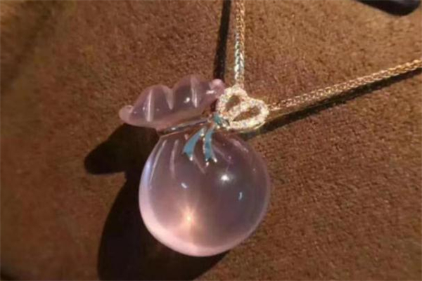 芙蓉石什么顏色最好 芙蓉石有哪些顏色 芙蓉石什么顏色最好 芙蓉石有哪些顏色