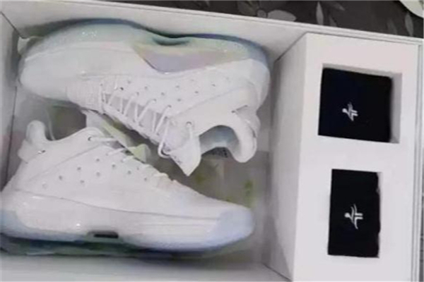 特步游云4代開(kāi)箱測(cè)評(píng) 特步游云4林書(shū)豪定制版實(shí)物開(kāi)箱 特步游云4代開(kāi)箱測(cè)評(píng) 特步游云4林書(shū)豪定制版實(shí)物開(kāi)箱