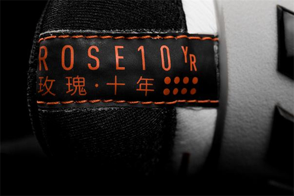 阿迪達(dá)斯羅斯10偏碼嗎 羅斯10腳感怎么樣 阿迪達(dá)斯羅斯10偏碼嗎 羅斯10腳感怎么樣