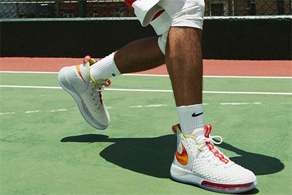 耐克zoom rize實戰(zhàn)測評-zoom rize適合什么位置 耐克zoom rize實戰(zhàn)測評-zoom rize適合什么位置