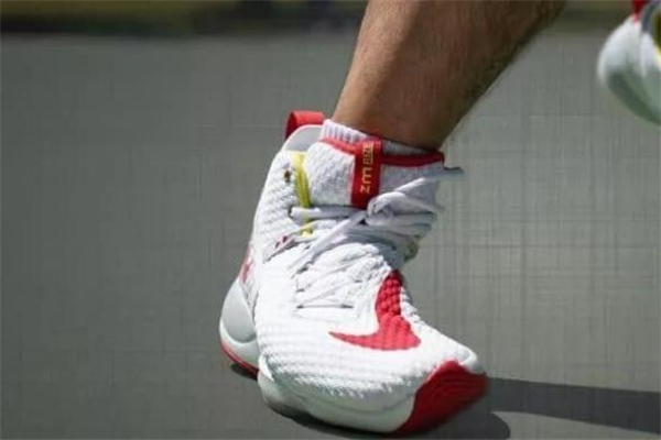 耐克zoom rize實戰(zhàn)測評-zoom rize適合什么位置 耐克zoom rize實戰(zhàn)測評-zoom rize適合什么位置