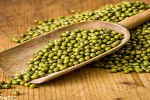 什么是綠豆呢 綠豆有什么營養(yǎng)價(jià)值呢
