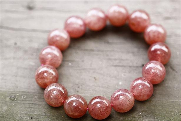 草莓晶需要消磁嗎 草莓晶怎么消磁 草莓晶需要消磁嗎 草莓晶怎么消磁