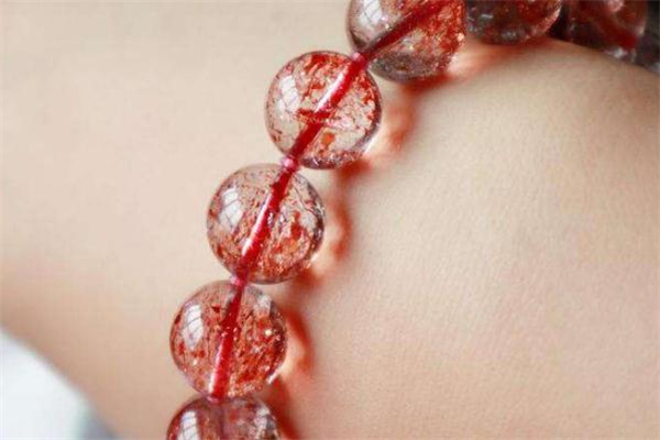 草莓晶有收藏價值嗎 草莓晶值錢嗎 草莓晶有收藏價值嗎 草莓晶值錢嗎