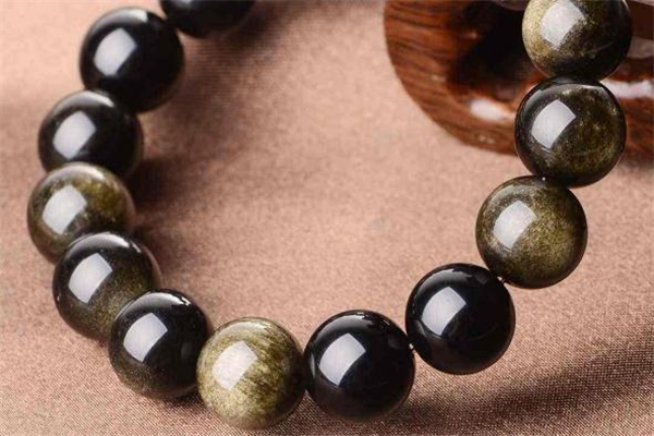 金曜石是什么石頭 金曜石是天然的嗎 金曜石是什么石頭 金曜石是天然的嗎