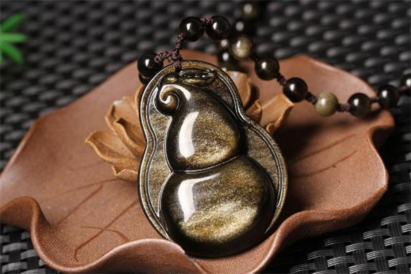 金曜石是什么石頭 金曜石是天然的嗎 金曜石是什么石頭 金曜石是天然的嗎