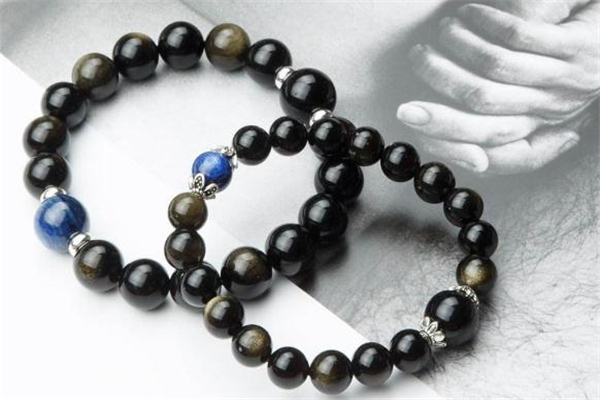 金曜石能碰水嗎 金曜石洗澡能戴嗎 金曜石能碰水嗎 金曜石洗澡能戴嗎