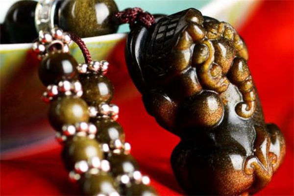 金曜石貔貅吊墜多少錢(qián) 金曜石貔貅價(jià)格貴嗎 金曜石貔貅吊墜多少錢(qián) 金曜石貔貅價(jià)格貴嗎