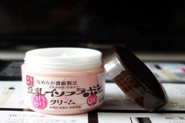 莎娜適合什么年齡的人群呢 莎娜適合敏感肌的人群嗎 莎娜適合什么年齡的人群呢 莎娜適合敏感肌的人群嗎