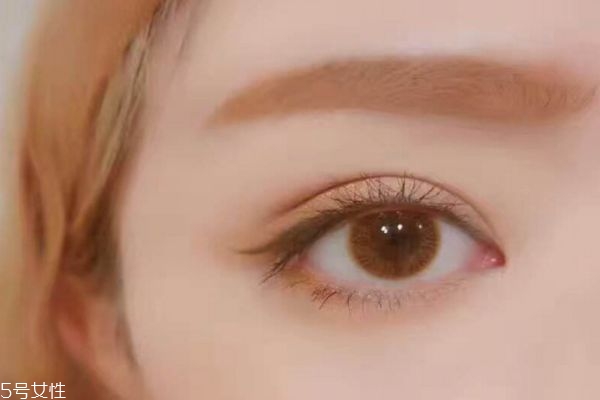 日拋美瞳每天能戴多長時間 美瞳戴多久需要摘下來 日拋美瞳每天能戴多長時間 美瞳戴多久需要摘下來