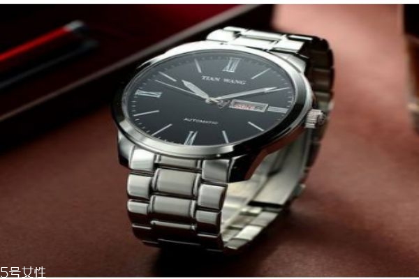 天王表是一個(gè)怎么樣的品牌呢 天王表是哪個(gè)國家的品牌呢 天王表是一個(gè)怎么樣的品牌呢 天王表是哪個(gè)國家的品牌呢