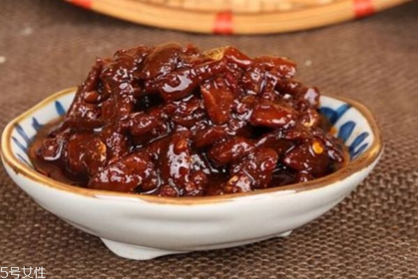 豆瓣醬有什么營養(yǎng)價值呢 豆瓣醬的主要成分是什么呢 豆瓣醬有什么營養(yǎng)價值呢 豆瓣醬的主要成分是什么呢