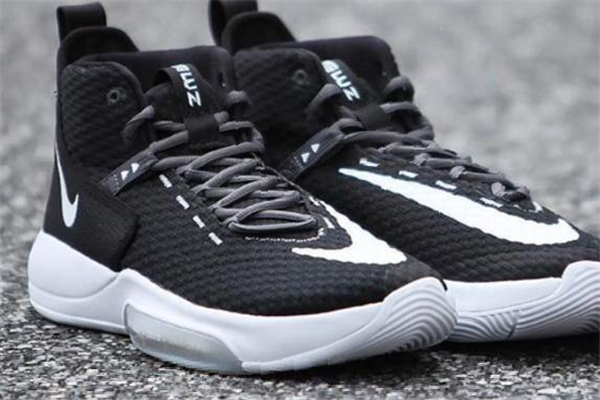 耐克zoom rize偏碼嗎-zoom rize尺碼建議 耐克zoom rize偏碼嗎-zoom rize尺碼建議