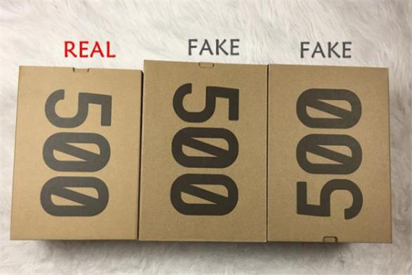 椰子500骨白真假對(duì)比 yeezy500骨白真假鑒定 椰子500骨白真假對(duì)比 yeezy500骨白真假鑒定