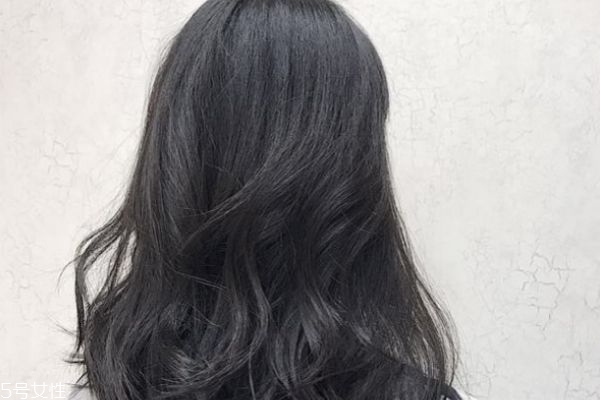 經(jīng)常剪頭發(fā)有什么好處 長(zhǎng)時(shí)間不剪頭發(fā)有什么危害 經(jīng)常剪頭發(fā)有什么好處 長(zhǎng)時(shí)間不剪頭發(fā)有什么危害