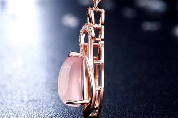 芙蓉石吊墜一般多少錢 芙蓉石吊墜價格 芙蓉石吊墜一般多少錢 芙蓉石吊墜價格