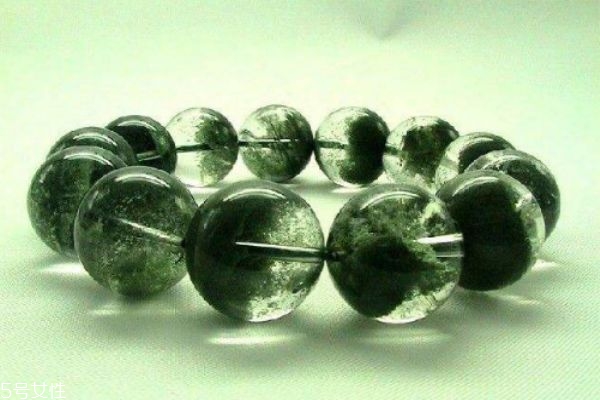 綠幽水晶的價(jià)格是怎么樣的呢 綠幽水晶的盛產(chǎn)地是哪里呢 綠幽水晶的價(jià)格是怎么樣的呢 綠幽水晶的盛產(chǎn)地是哪里呢