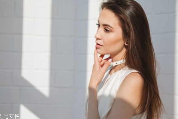 女生談戀愛要點(diǎn)小伎倆 女生談戀愛技巧 女生談戀愛要點(diǎn)小伎倆 女生談戀愛技巧