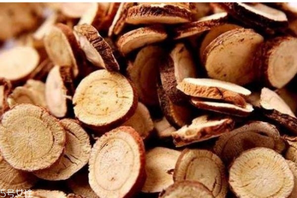 吃山甘草有什么好處呢 山甘草主要分布在哪里呢 吃山甘草有什么好處呢 山甘草主要分布在哪里呢