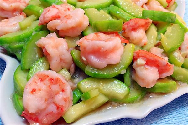 人造蝦仁對(duì)人有害嗎 人造蝦的危害 人造蝦仁對(duì)人有害嗎 人造蝦的危害