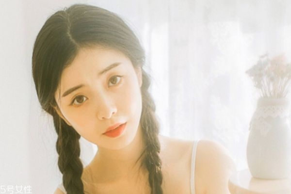 男生和女生聊天技巧 女生談戀愛的要求 男生和女生聊天技巧 女生談戀愛的要求