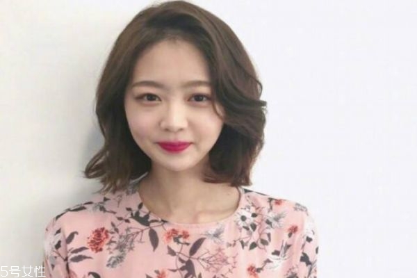 短發(fā)能燙什么發(fā)型 最美不過(guò)短燙發(fā) 短發(fā)能燙什么發(fā)型 最美不過(guò)短燙發(fā)