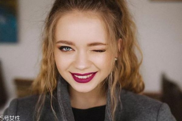 什么叫奶油肌粉底液 奶油肌和霧面區(qū)別 什么叫奶油肌粉底液 奶油肌和霧面區(qū)別