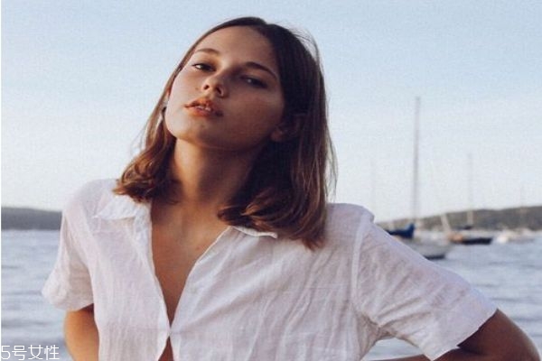 短發(fā)能燙什么發(fā)型 最美不過(guò)短燙發(fā) 短發(fā)能燙什么發(fā)型 最美不過(guò)短燙發(fā)