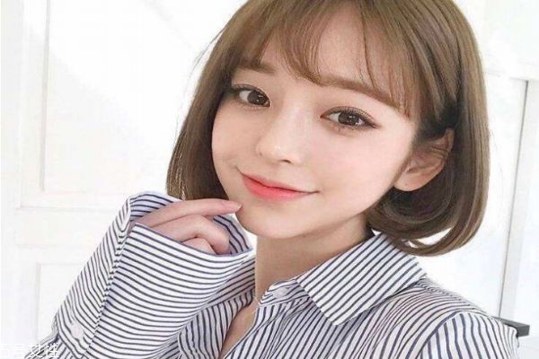 短發(fā)能燙什么發(fā)型 最美不過(guò)短燙發(fā) 短發(fā)能燙什么發(fā)型 最美不過(guò)短燙發(fā)