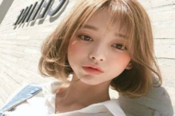 短發(fā)能燙什么發(fā)型 最美不過(guò)短燙發(fā) 短發(fā)能燙什么發(fā)型 最美不過(guò)短燙發(fā)