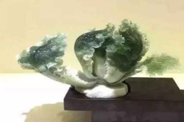 蛇紋玉石怎么區(qū)分好壞呢 蛇紋玉石價格怎么樣呢 蛇紋玉石怎么區(qū)分好壞呢 蛇紋玉石價格怎么樣呢