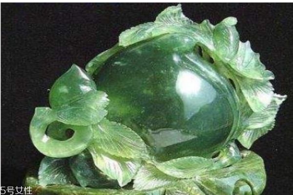 蛇紋玉石怎么區(qū)分好壞呢 蛇紋玉石價格怎么樣呢 蛇紋玉石怎么區(qū)分好壞呢 蛇紋玉石價格怎么樣呢