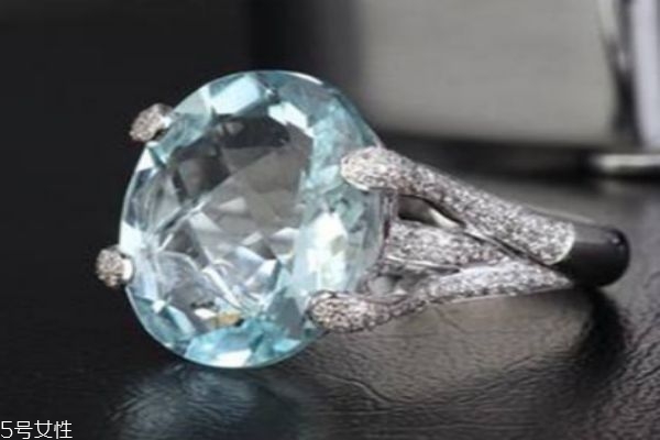 海藍(lán)寶怎么區(qū)分好壞呢 海藍(lán)寶怎么保養(yǎng)呢 海藍(lán)寶怎么區(qū)分好壞呢 海藍(lán)寶怎么保養(yǎng)呢