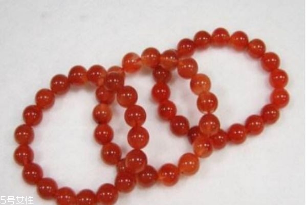 什么是紅水晶呢 紅水晶有什么作用呢 什么是紅水晶呢 紅水晶有什么作用呢