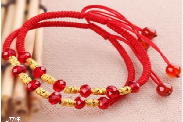 什么是紅水晶呢 紅水晶有什么作用呢 什么是紅水晶呢 紅水晶有什么作用呢