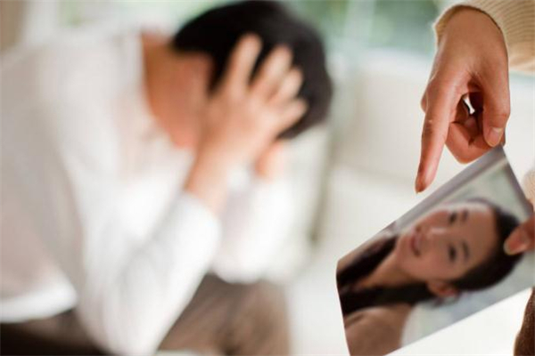 老公花心外面有人怎么挽回 老公花心改不了怎么辦 老公花心外面有人怎么挽回 老公花心改不了怎么辦