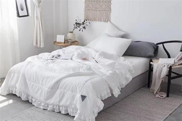 聚酯纖維夏涼被可以機洗嗎 聚酯纖維夏涼被怎么洗 聚酯纖維夏涼被可以機洗嗎 聚酯纖維夏涼被怎么洗